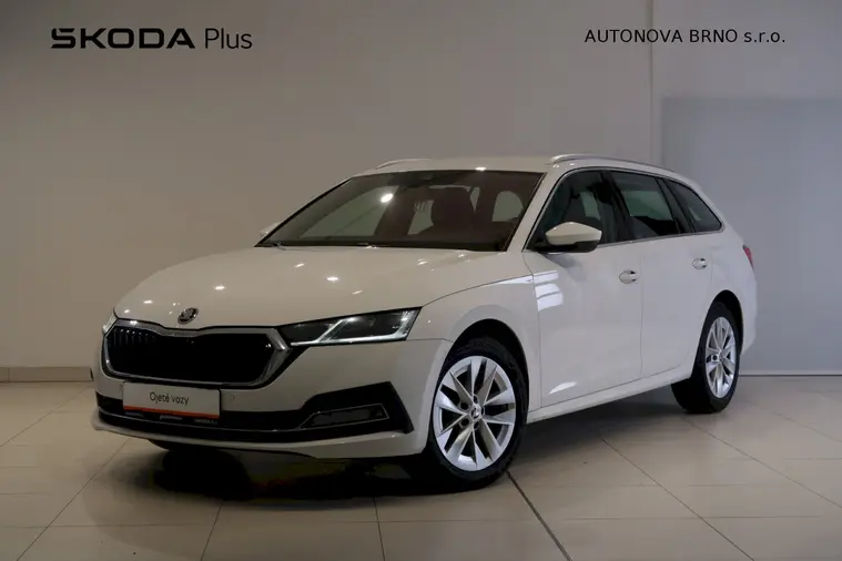 Octavia Style Plus