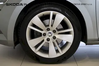 Škoda Superb Style
