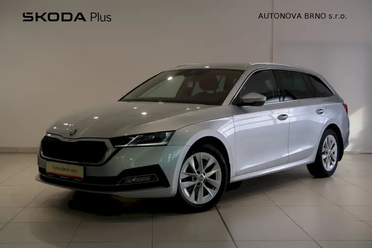 Octavia Style Plus