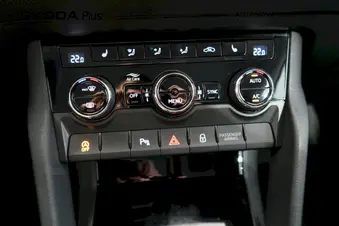 Škoda Karoq Selection