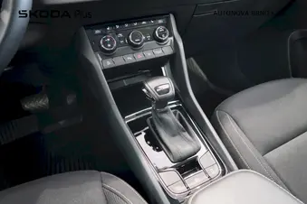 Škoda Karoq Selection