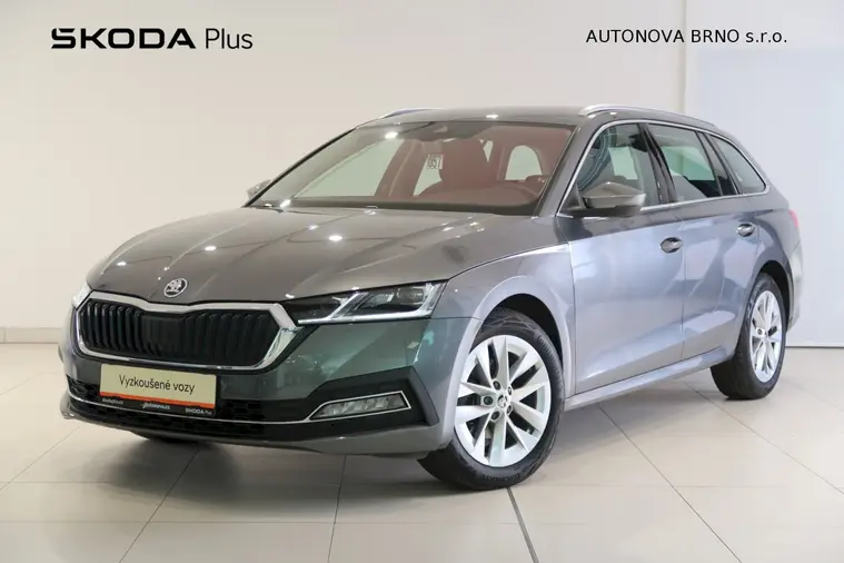 Octavia Style Plus