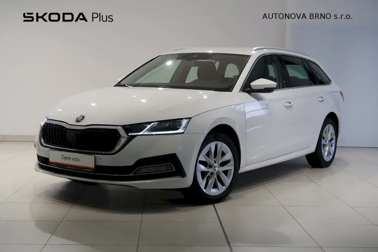 Octavia Style Plus