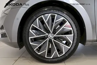 Škoda Superb L&K