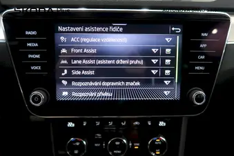Škoda Superb L&K