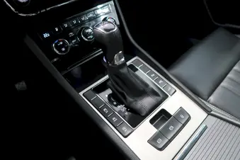 Škoda Superb L&K
