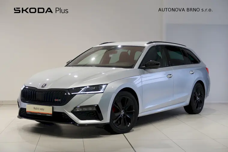 Octavia RS