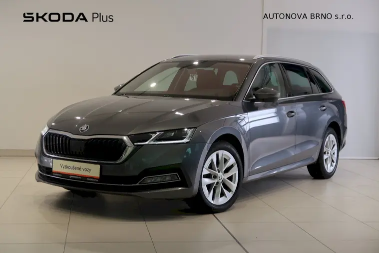 Octavia Style Plus