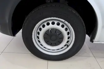 Volkswagen Transporter - skříňový vůz  