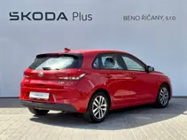 i30