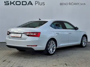 Škoda Superb Style