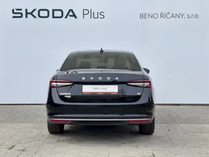 Škoda Superb L&K