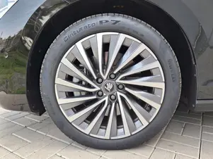 Škoda Superb L&K