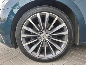 Škoda Superb L&K