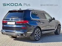 X7