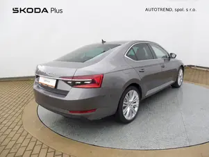 Škoda Superb Style