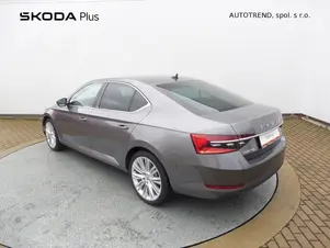 Škoda Superb Style