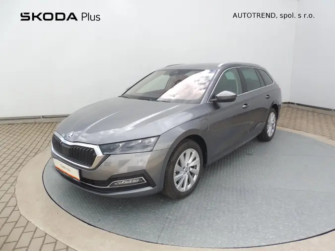 Octavia Style Plus
