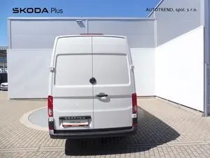 Volkswagen Crafter - skříňový vůz  