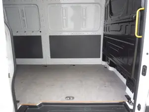 Volkswagen Crafter - skříňový vůz  