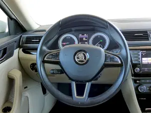Škoda Superb L&K