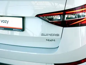 Škoda Superb L&K
