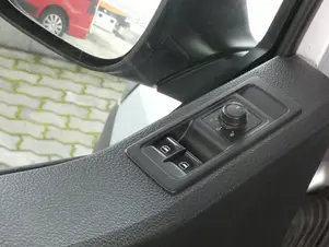 Volkswagen Transporter - skříňový vůz  