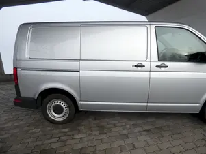 Volkswagen Transporter - skříňový vůz