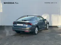 Octavia Top Selection