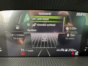 Škoda Karoq Selection