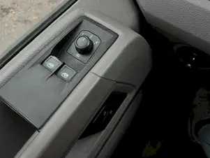 Volkswagen Crafter - skříňový vůz  