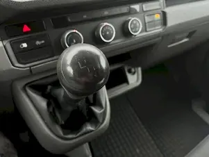 Volkswagen Crafter - skříňový vůz  