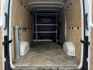 Volkswagen Crafter - skříňový vůz  