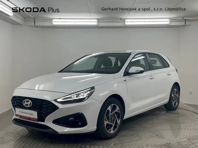 i30