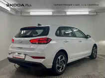 i30 