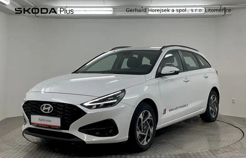 i30