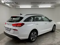 i30