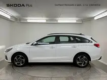 i30