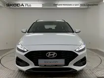 i30