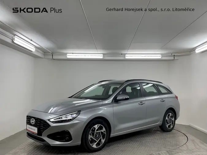 i30