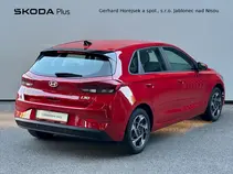 i30