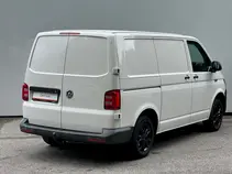 Transporter - skříňový vůz
