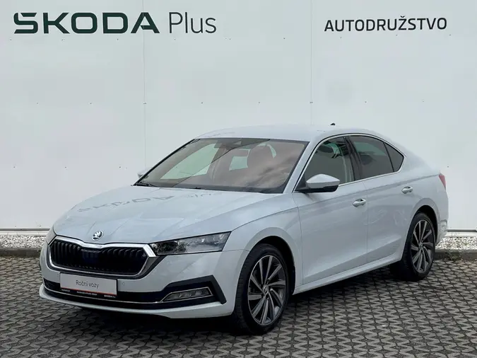 Octavia Style Plus