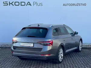 Škoda Superb Style Plus