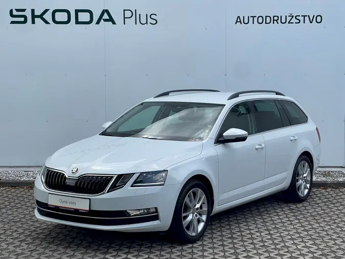Octavia Style Plus