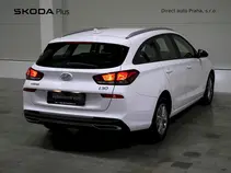 i30