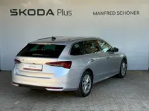 Octavia Top Selection