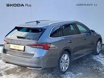 Octavia Top Selection