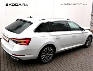 Škoda Superb L&K