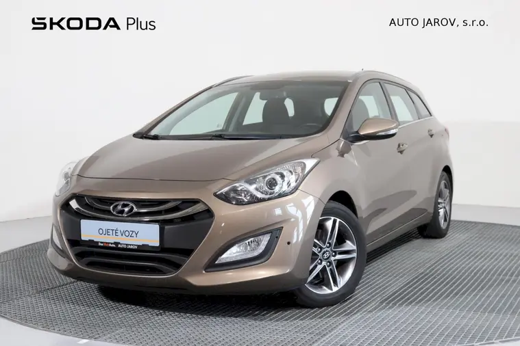 i30